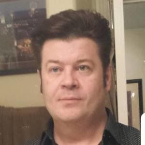 Meet your Posher, Troy